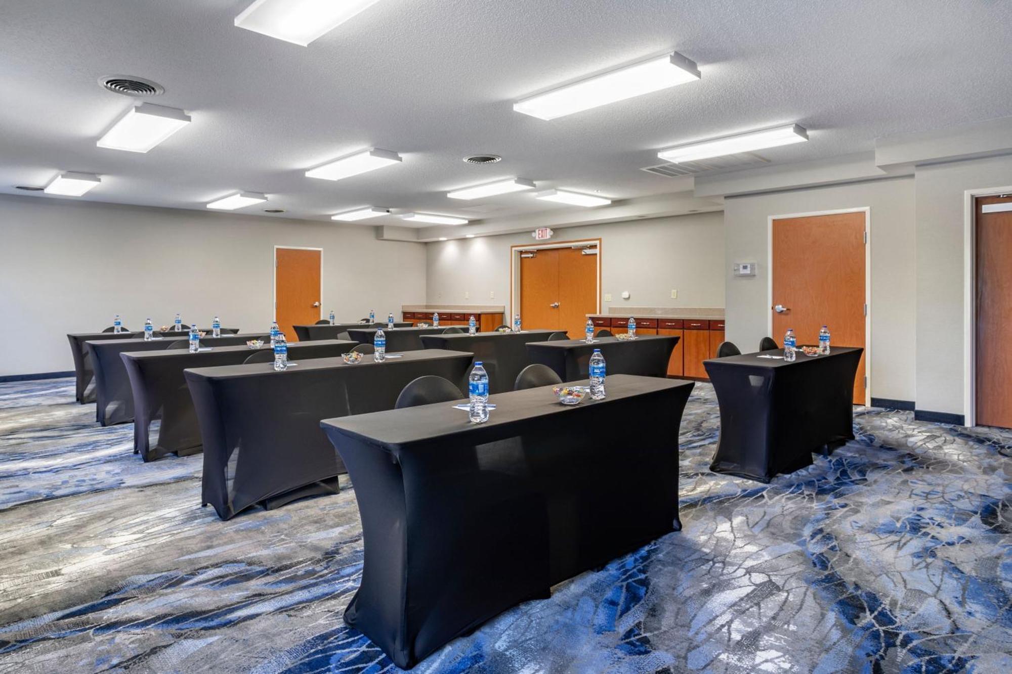 Fairfield Inn & Suites Cherokee Exteriér fotografie
